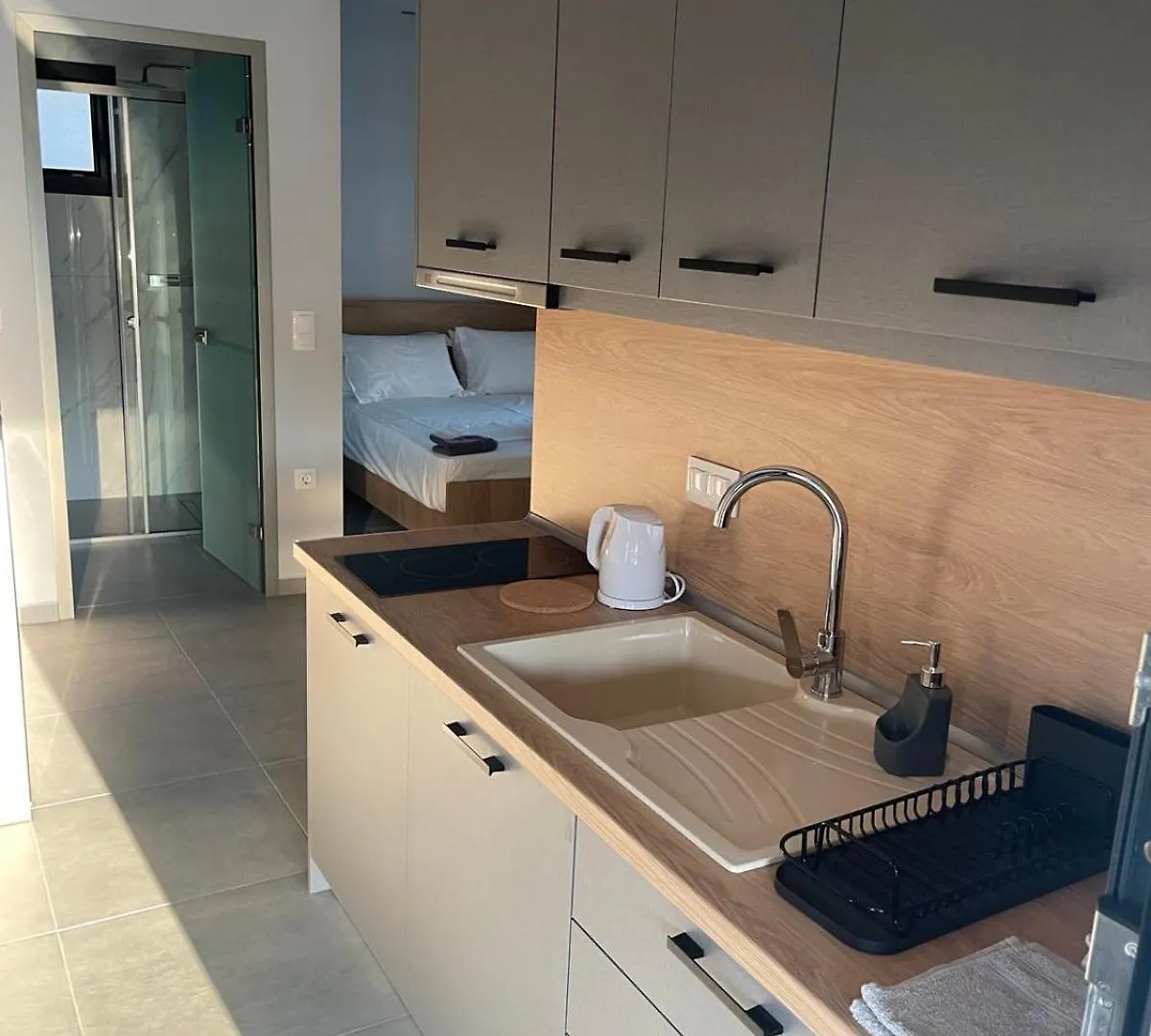 Diamond Light Apartments Nikiti